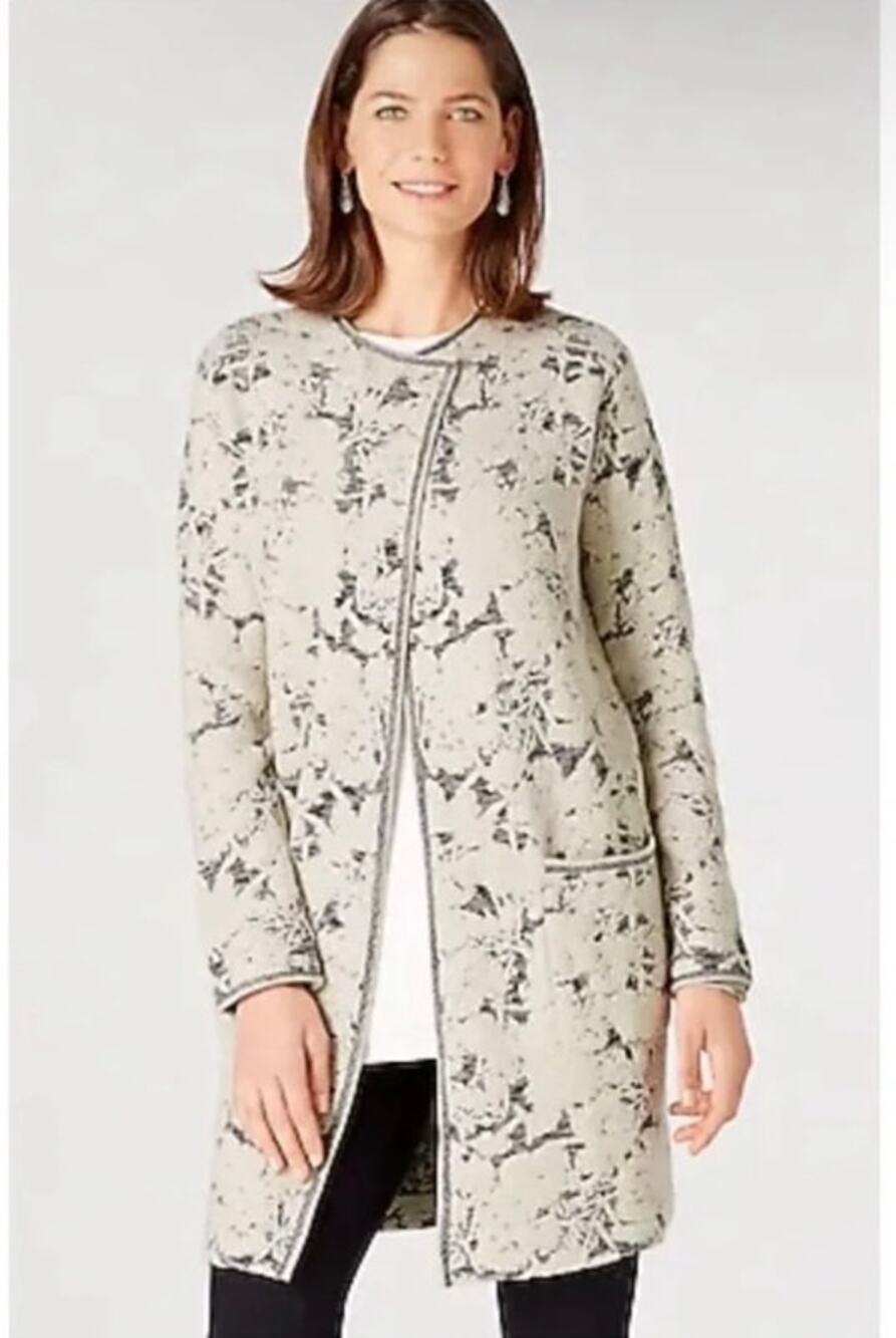 J. Jill Long Sleeve Jacquard Heavy Knit Cottage Coat Jacket Duster Cream Gray M